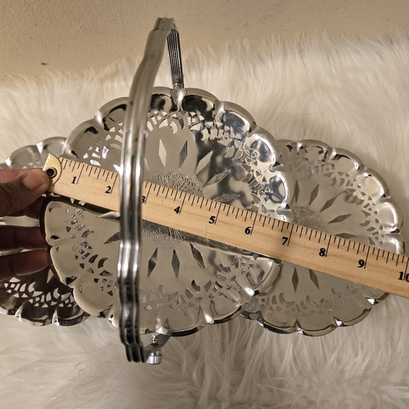 Vintage 3 Tray Tiered Folding Hors d'oeuvres & Deserts Silver Tone Stand - Picture 8 of 11